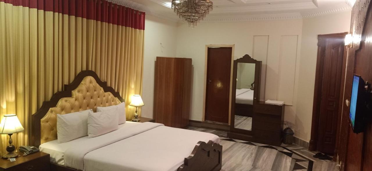 Executive Galaxy Guest House Ісламабад Екстер'єр фото